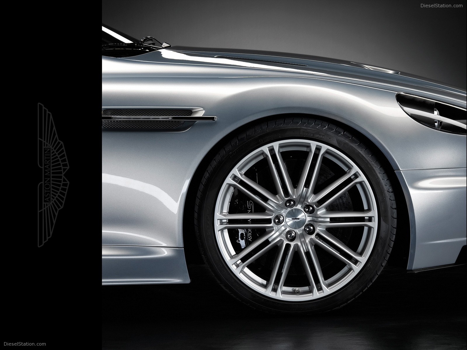 Aston Martin DBS